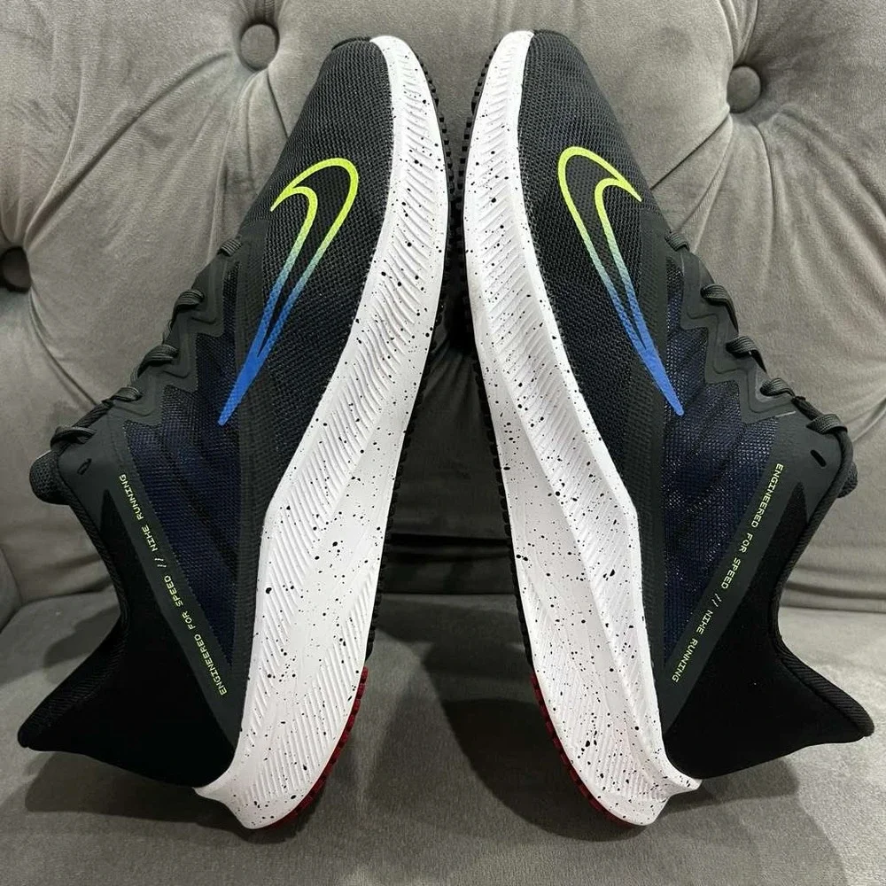 Nike Quest 3 Running Shoes Mens 10.5 Black Volt Blue DH0203-001 Athletic Sneaker